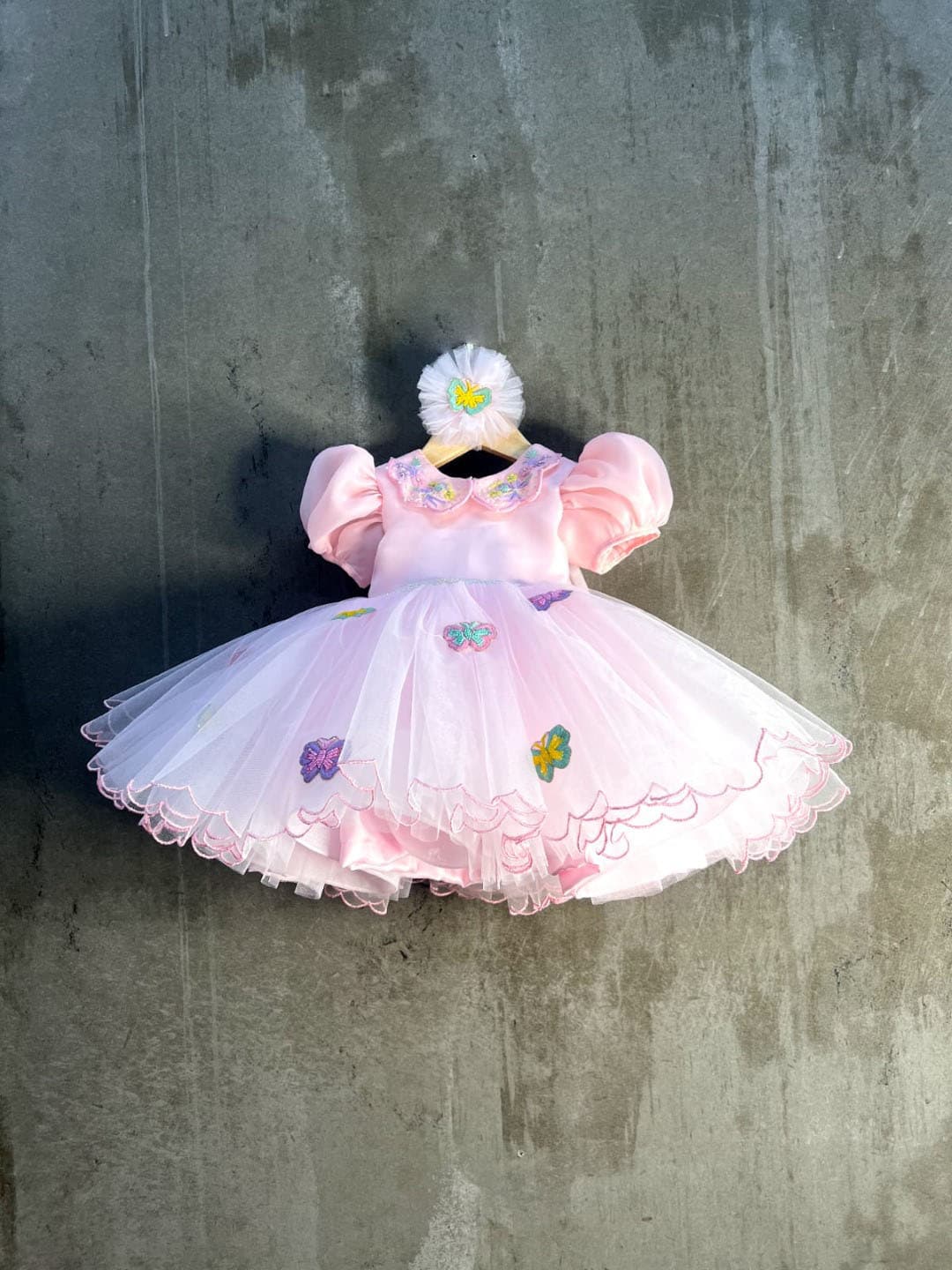 Pink butterfly collar Flower work pink