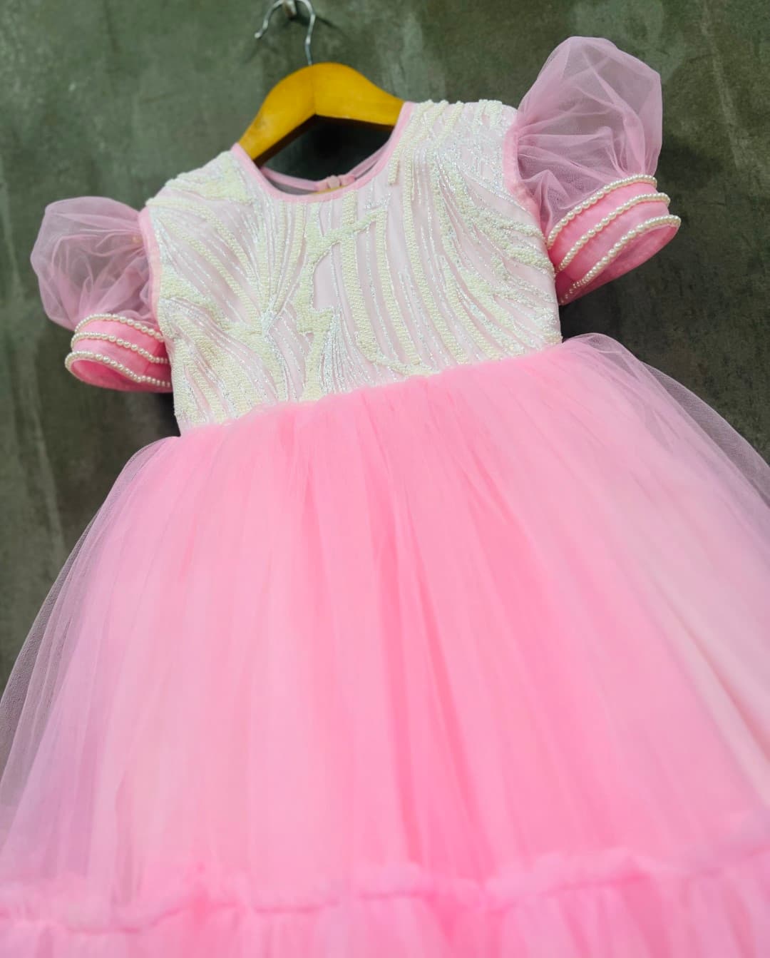 sequin body net flare lined with cotton
